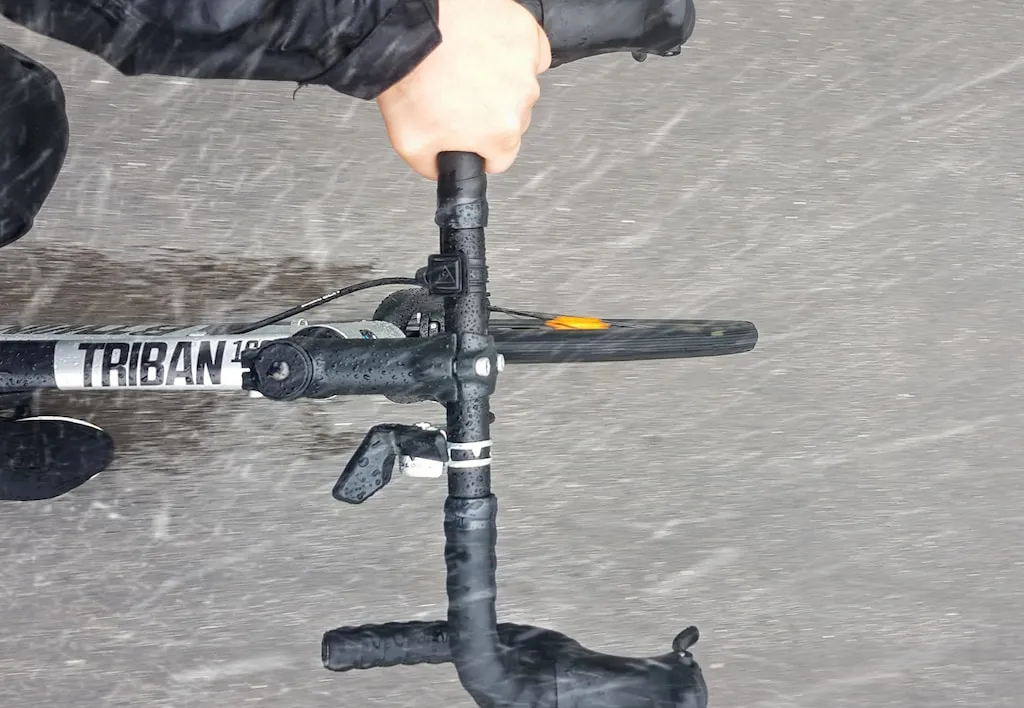 Lampki przednie rowerowe – klucz do bezpiecznej jazdy